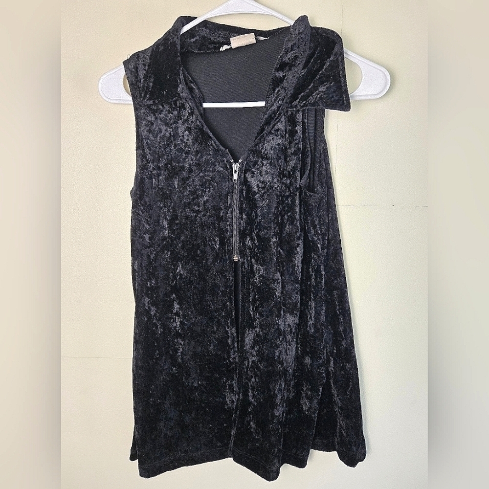 Vintage 90's Brentwood Collared Velour Half‎ Zip Soft Mall Goth Top, Large